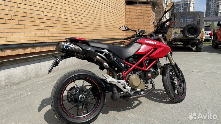 Ducati hypermotard 1100s
