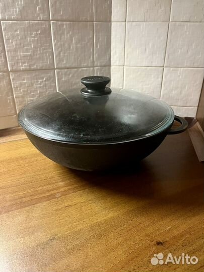 Казан, Сковорода вок чугунная