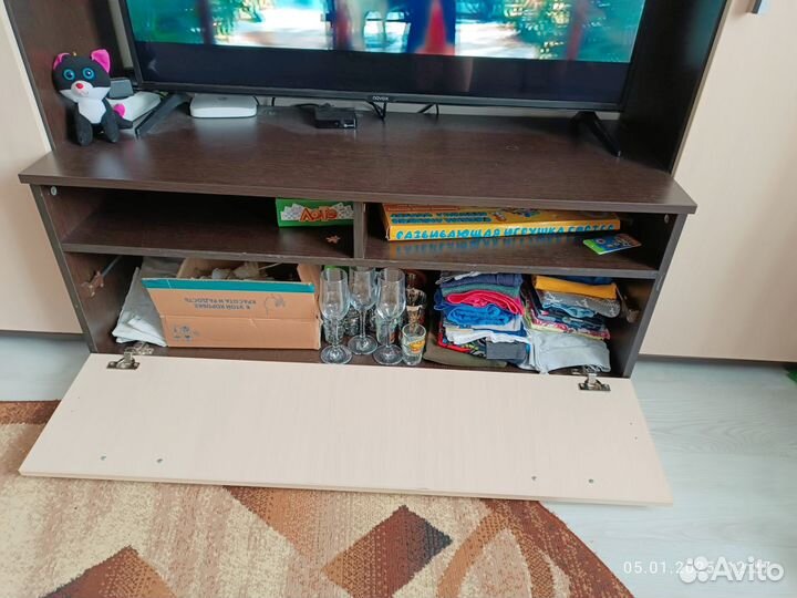 Стенка под телевизор