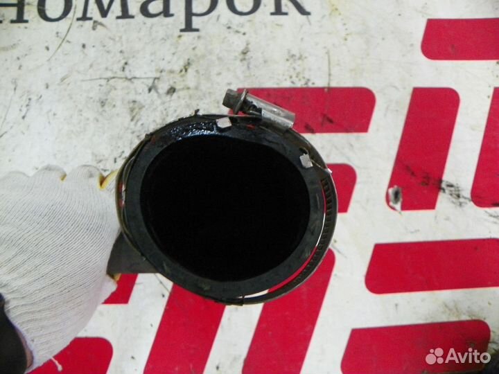 Патрубок интеркулера Skoda Octavia