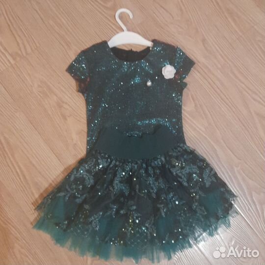 Блузка и юбка нарядные для девочки