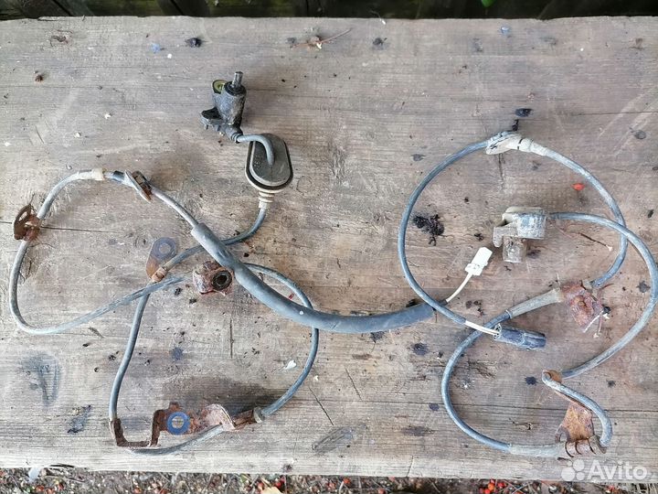 Датчик абс Mazda demio