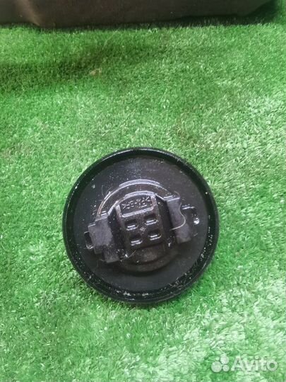 Крышка маслозаливной горловины Volkswagen Touareg