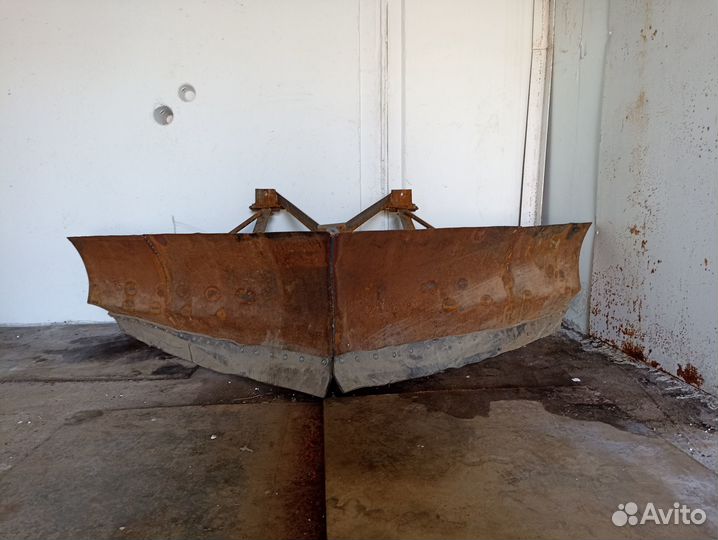 Отвал на автомобиль