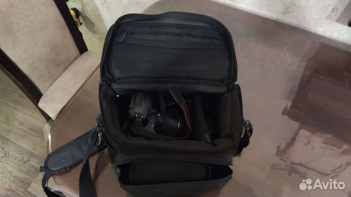 Зеркальный фотоаппарат canon 650d