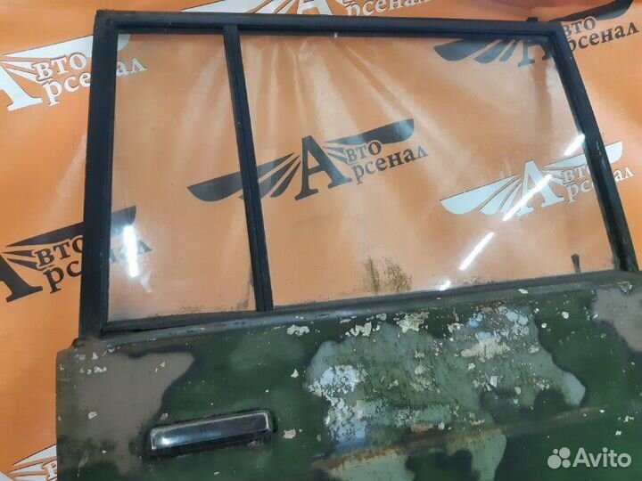 Дверь боковая задняя правая Nissan Patrol 1985