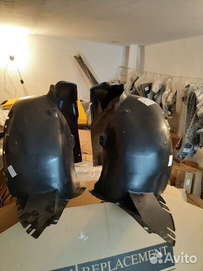 Подкрылок передний фольксваген поло 2011-в наличие