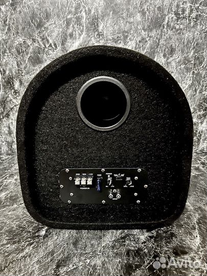 Автомобильный саб 10 дюймов 1600W
