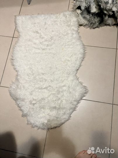 Меховая накидка на сиденье автомобили