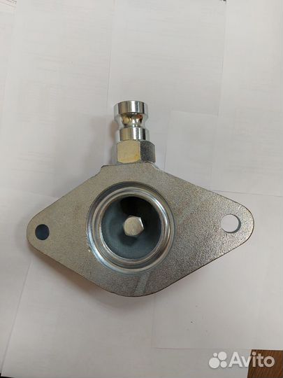 Нижний фланец