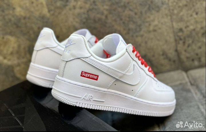 Nike Air Force 1 Low x Supreme