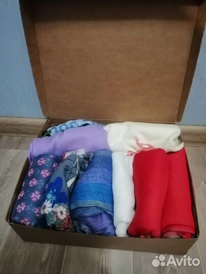 Шарфы и палантины