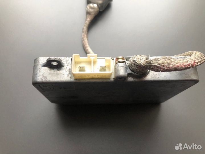 Блок ксенона Denso Koito б/у оригинал