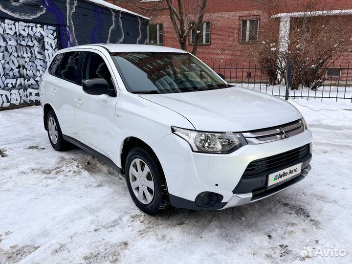 Mitsubishi Outlander 2.0 CVT, 2014, 208 000 км