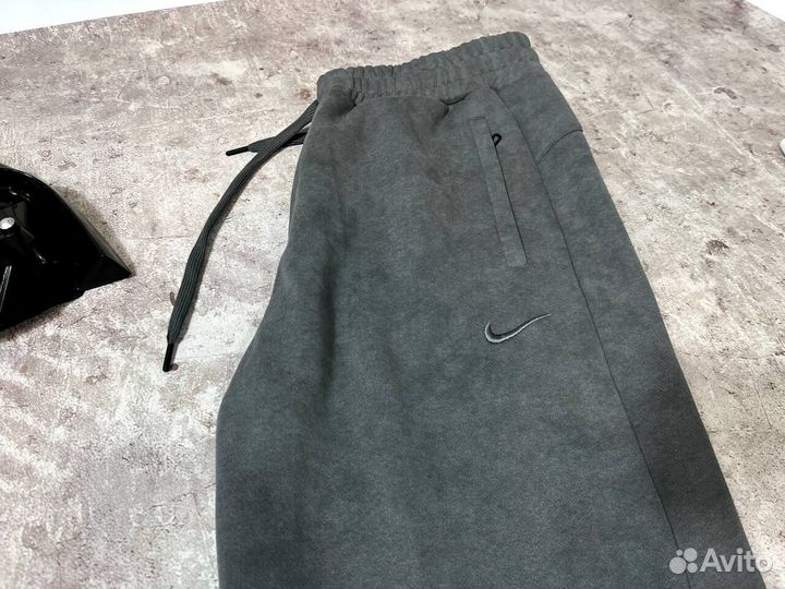 Спортивные костюмы Nike