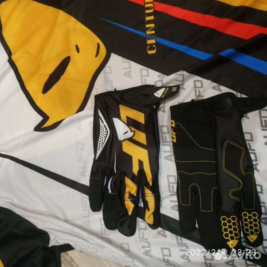 UFO element jersey & gloves