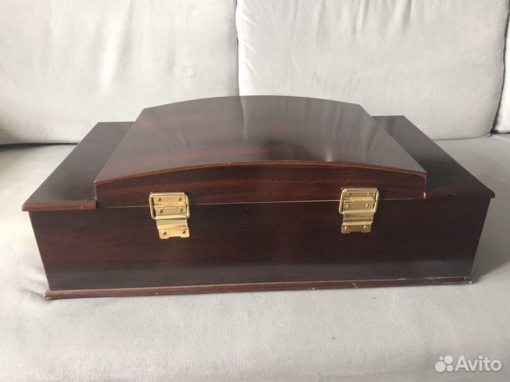 Сундук-шкатулка деревянная