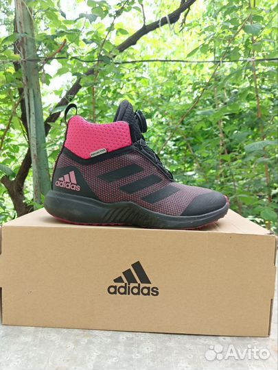 Ботинки зимние для девочки от Adidas