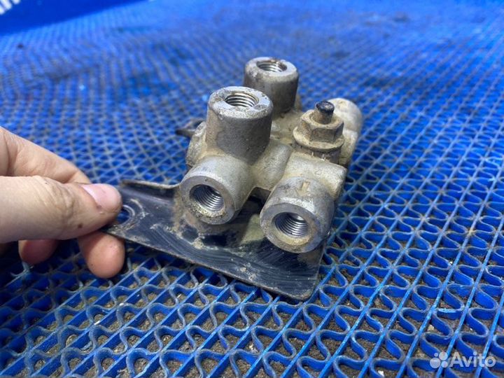 Распределитель тормозной Chery Sweet Qq хэтчбек