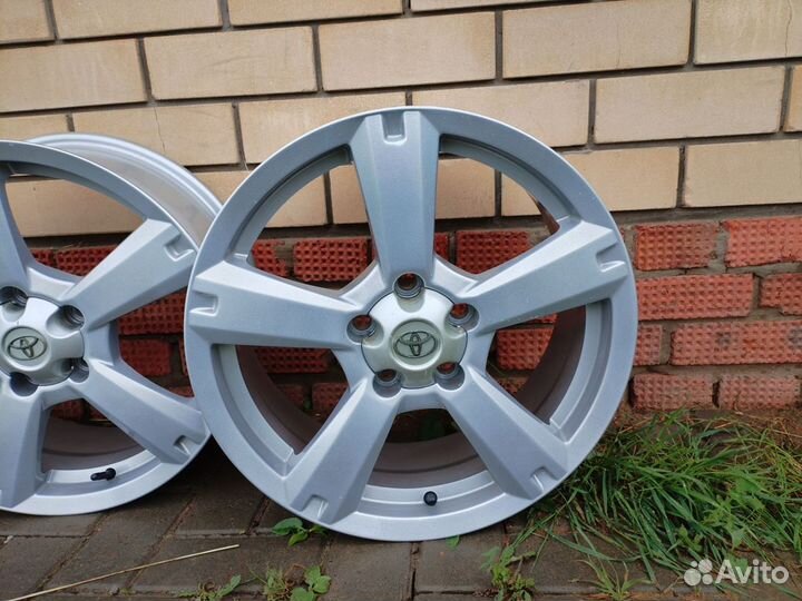 Диски Toyota RAV4 R17 5x114.3