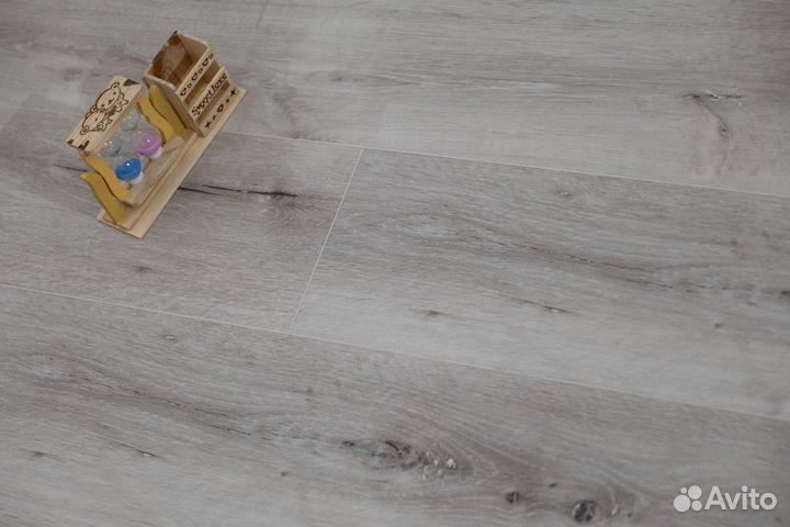 Кварцвиниловый ламинат со склада