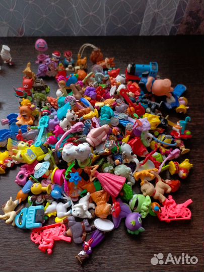 Игрушки киндер сюрприз