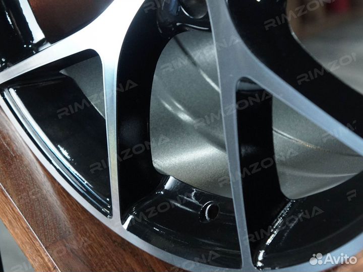 Литые диски HRE R18 на Subaru. Арт2019