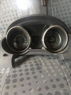 Панель щиток приборов на Mitsubishi Pajero