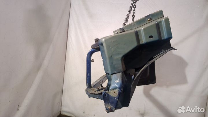 Рамка передняя Chevrolet Trailblazer, 2001