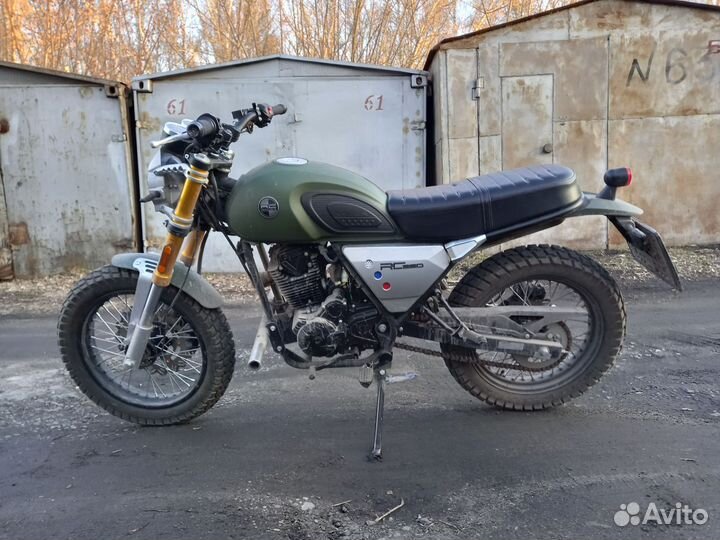 Racer rc250ck triumph