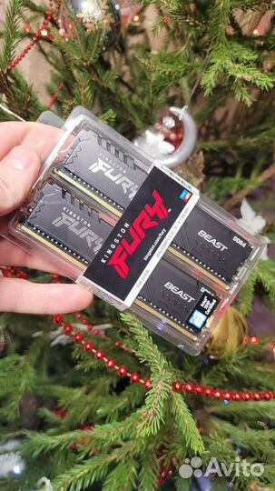 Оперативная память Kingston 32Gb DDR4 3733 MHz