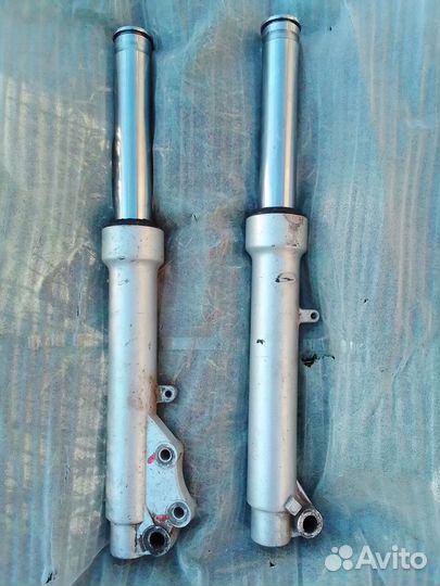 Перья вилки на скутер