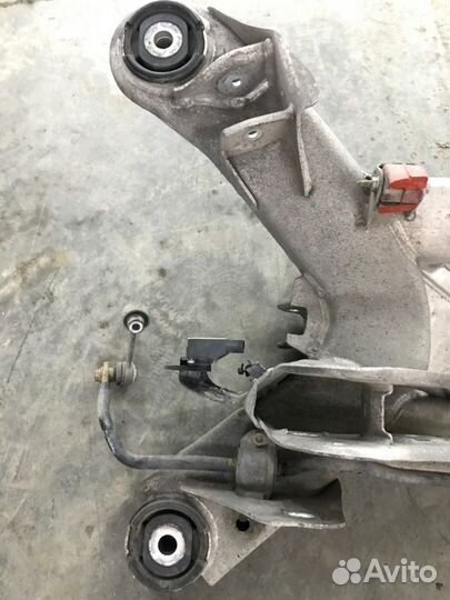 Подрамник задний Audi A8 D3 BVJ 4.2 FSI 2007