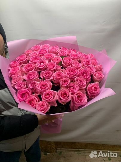 51 роза. Цветы розы букеты с доставкой 25 31 51 10