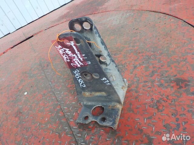 Кронштейн усилителя бампера левый Mercedes-Benz