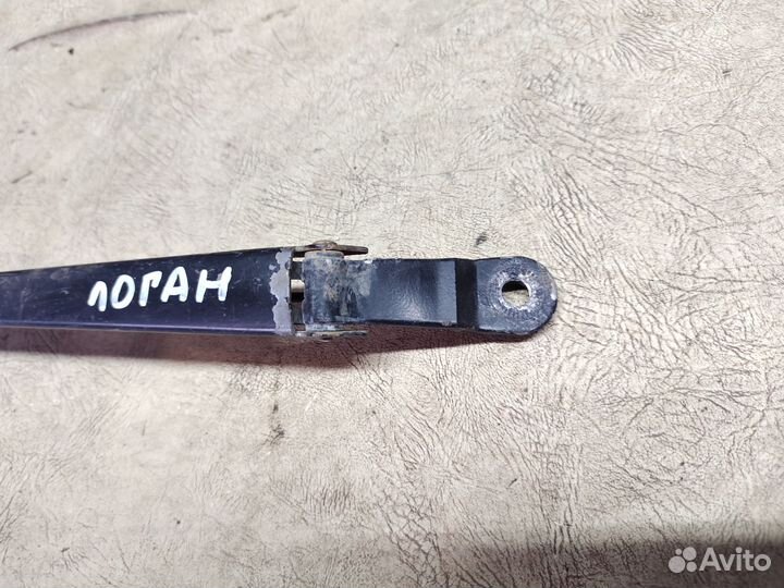 Поводок стеклоочистителя Renault Logan