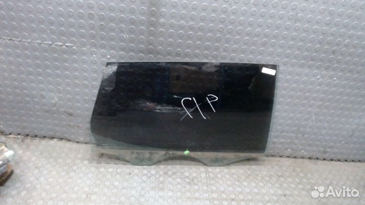 Стекло боковой двери Audi Q7, 2007