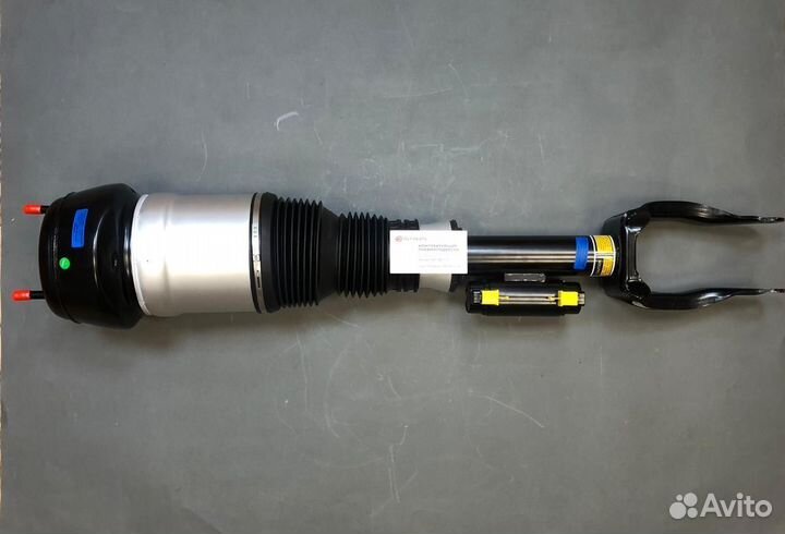 Пневмостойка передняя лев. Mercedes GLS X166 15-19