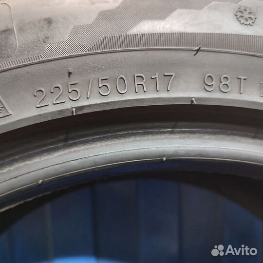 Kumho I'Zen KW22 225/50 R17