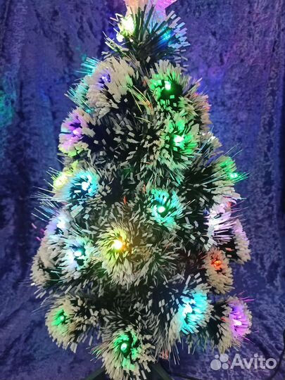 Елка искусственная светящаяся