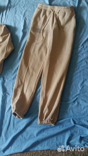 Спортивный костюм с копюшоном