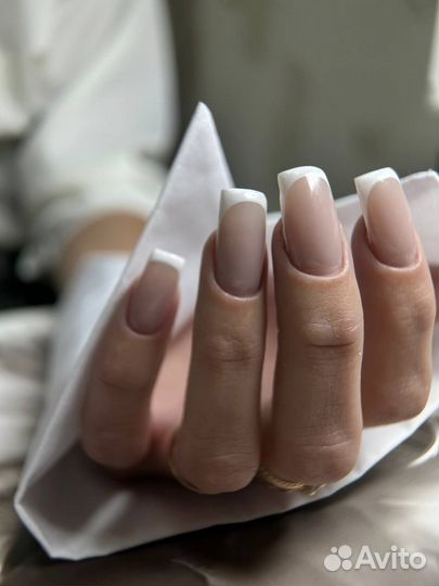 Наращивание ногтей