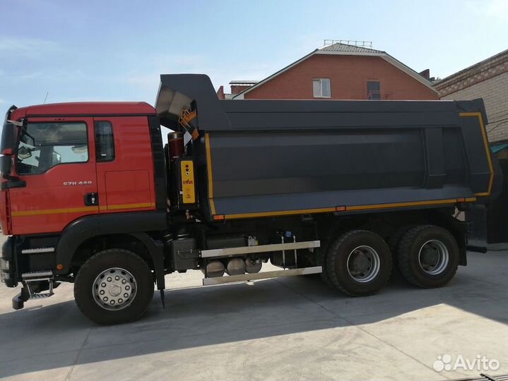 SITRAK C7H, 2023