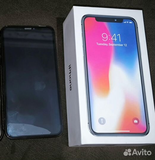iPhone X, 64 ГБ
