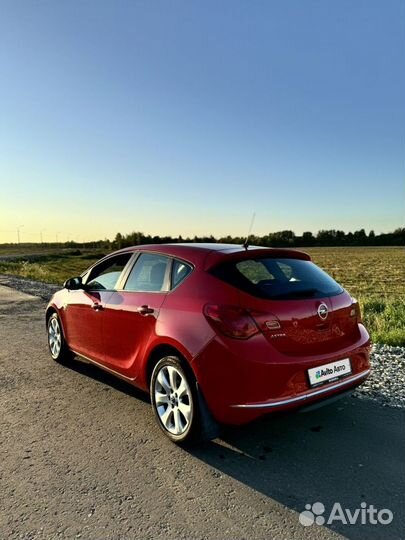 Opel Astra 1.6 МТ, 2013, 190 500 км