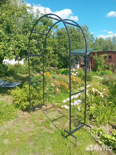 Арка садовая