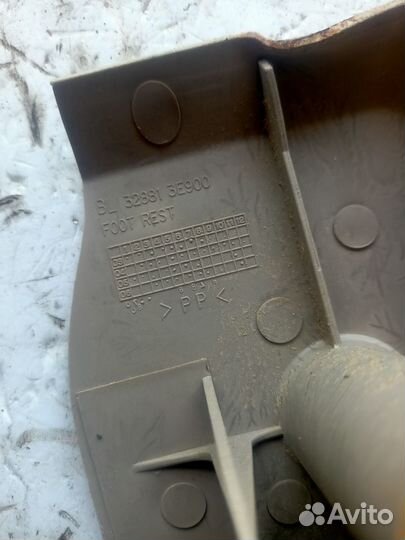 Подставка под ногу Kia Sorento 1 BL