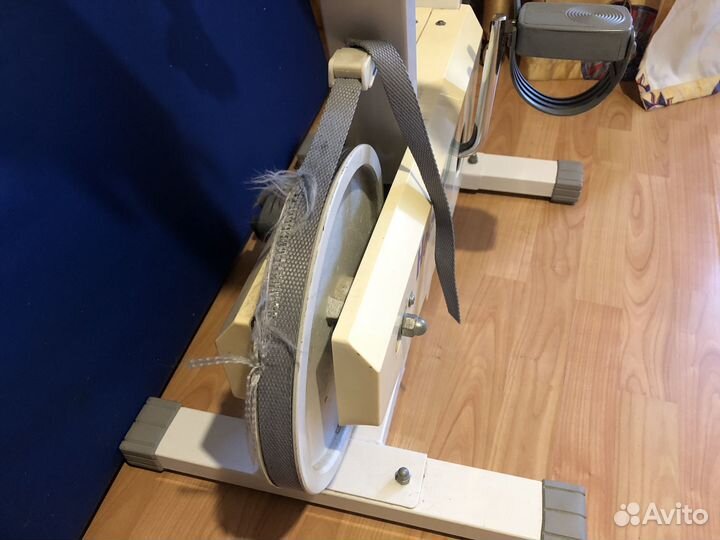 Велотренажер для укрепления мышц ног, механический