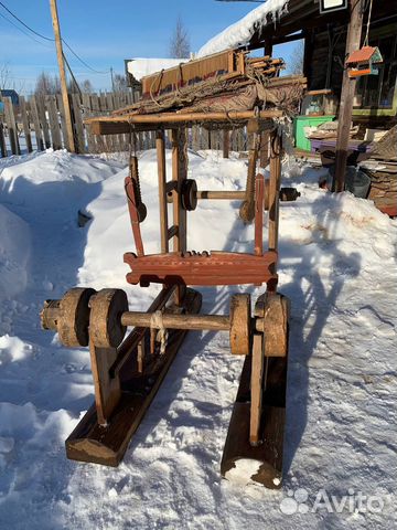 Старинный ткацкий станок