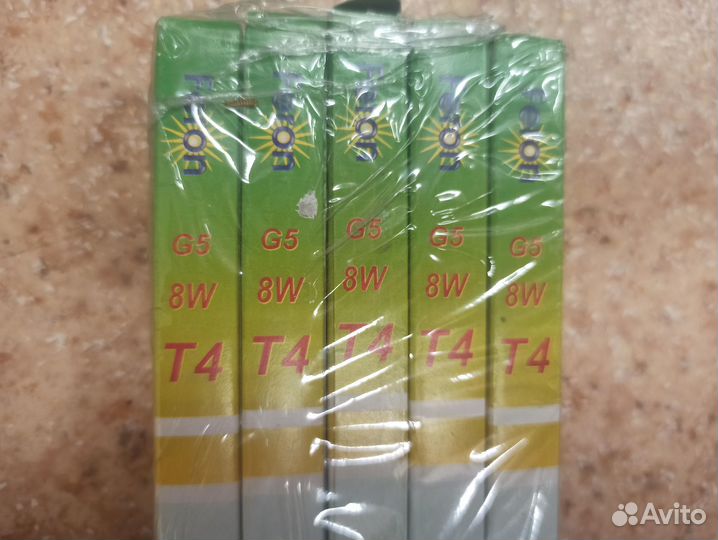 Лампа люминесцентная лл 8Вт Т4 G5. Цвет белый